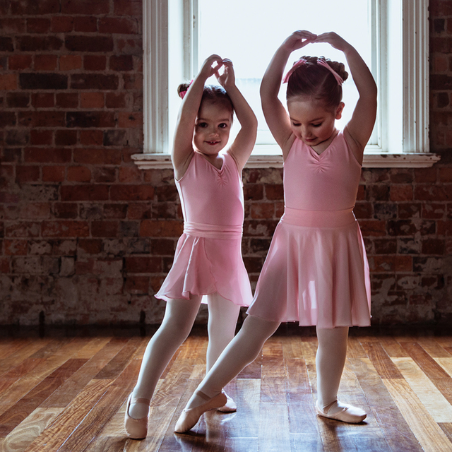 Ballet pointe shoe stores near me hot sale